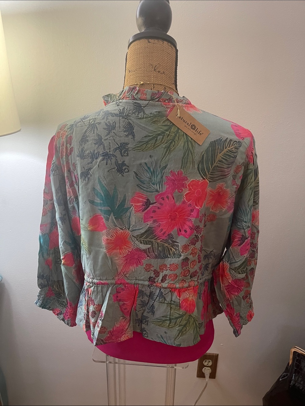NATURAL LIFE Floral Tie-Waist Crop Ruffle Top - Pink & Moss Green - Picture 5 of 10